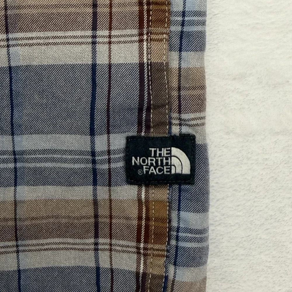 The North Face Navy Blue Plaid Long Sleeve Button Down Shirt Men's Size Medium